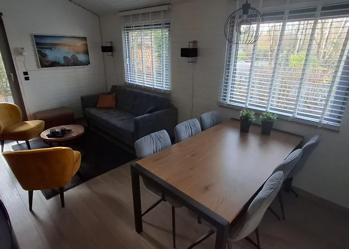 Ferienhaus Uelsen 尤尔森